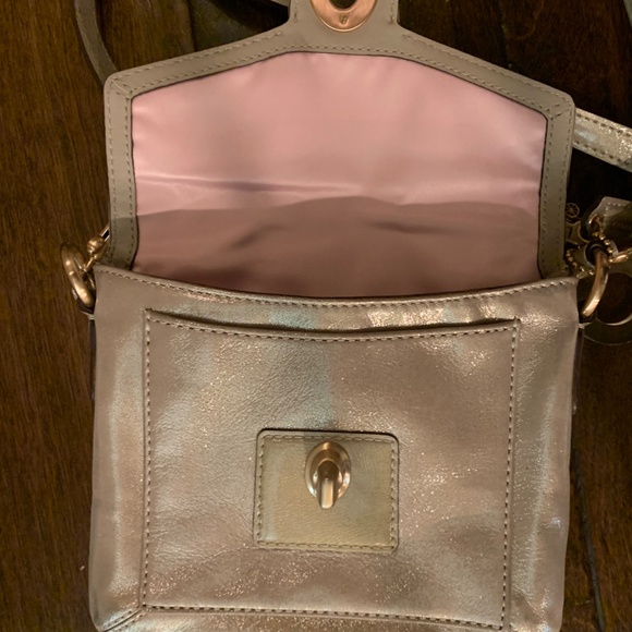 COACH Metallic GOLD Crossbody Purse - Picture 4 of 5